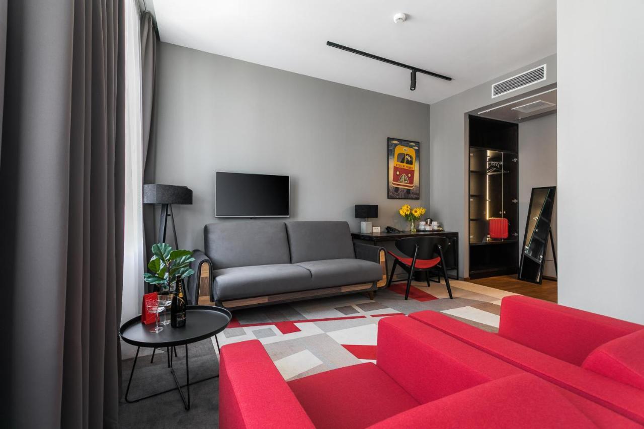 Dada Premium Aparthotel Краків Екстер'єр фото