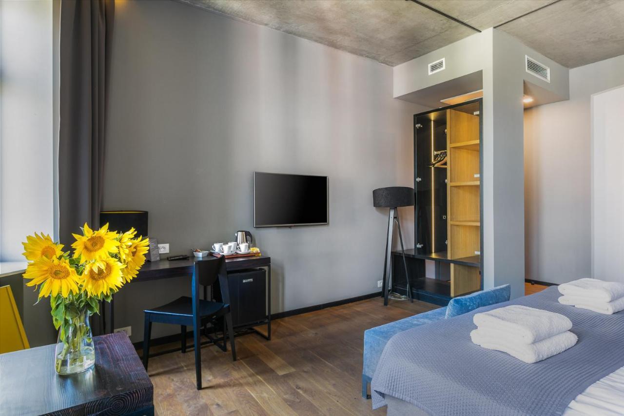 Dada Premium Aparthotel Краків Екстер'єр фото