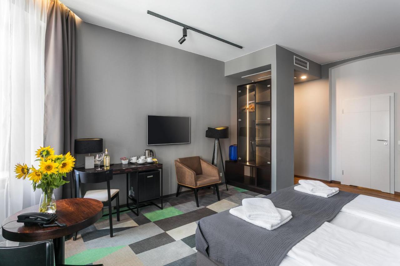 Dada Premium Aparthotel Краків Екстер'єр фото