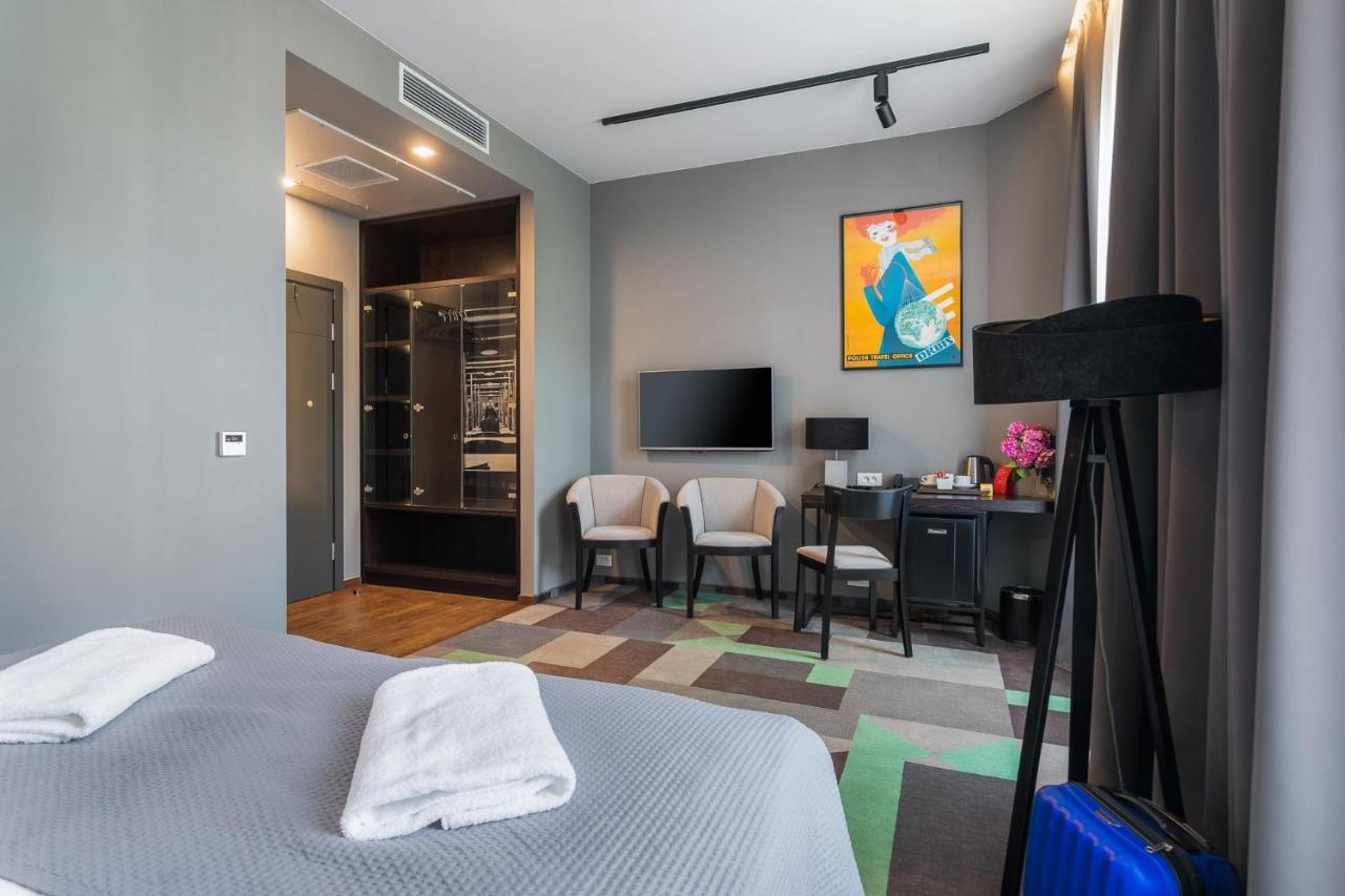Dada Premium Aparthotel Краків Екстер'єр фото