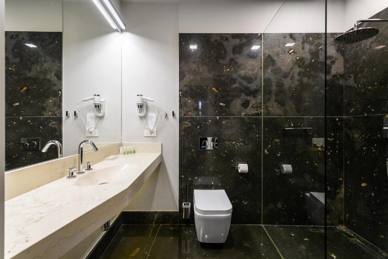 Dada Premium Aparthotel Краків Екстер'єр фото