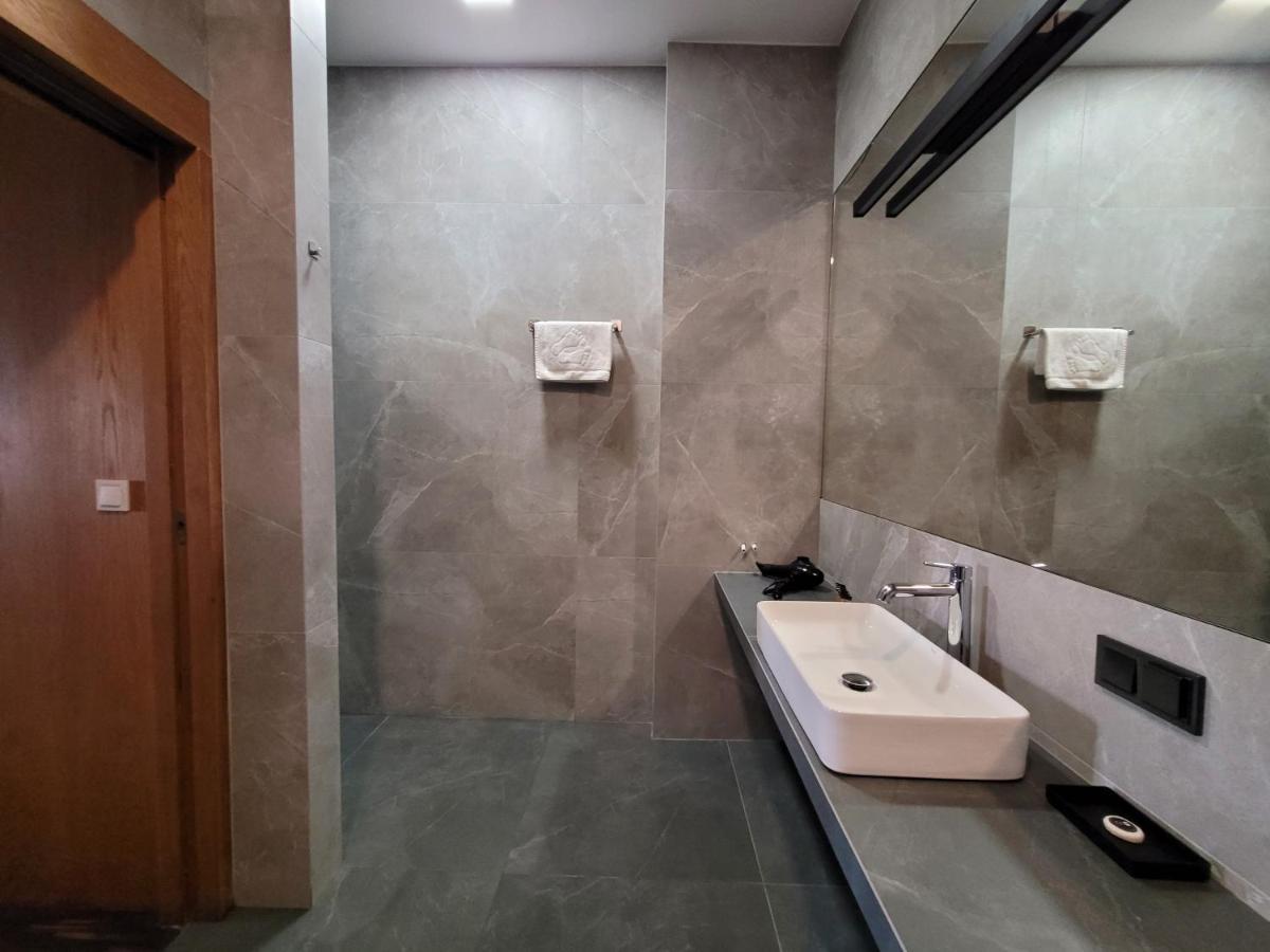 Dada Premium Aparthotel Краків Екстер'єр фото