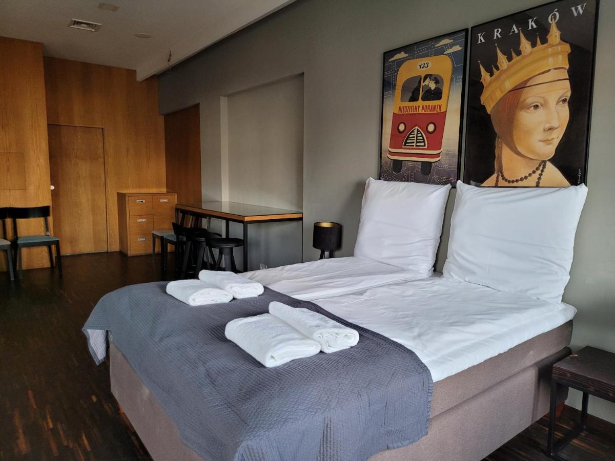 Dada Premium Aparthotel Краків Екстер'єр фото